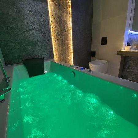 Silver Shine Jacuzzi Krakow Exterior photo